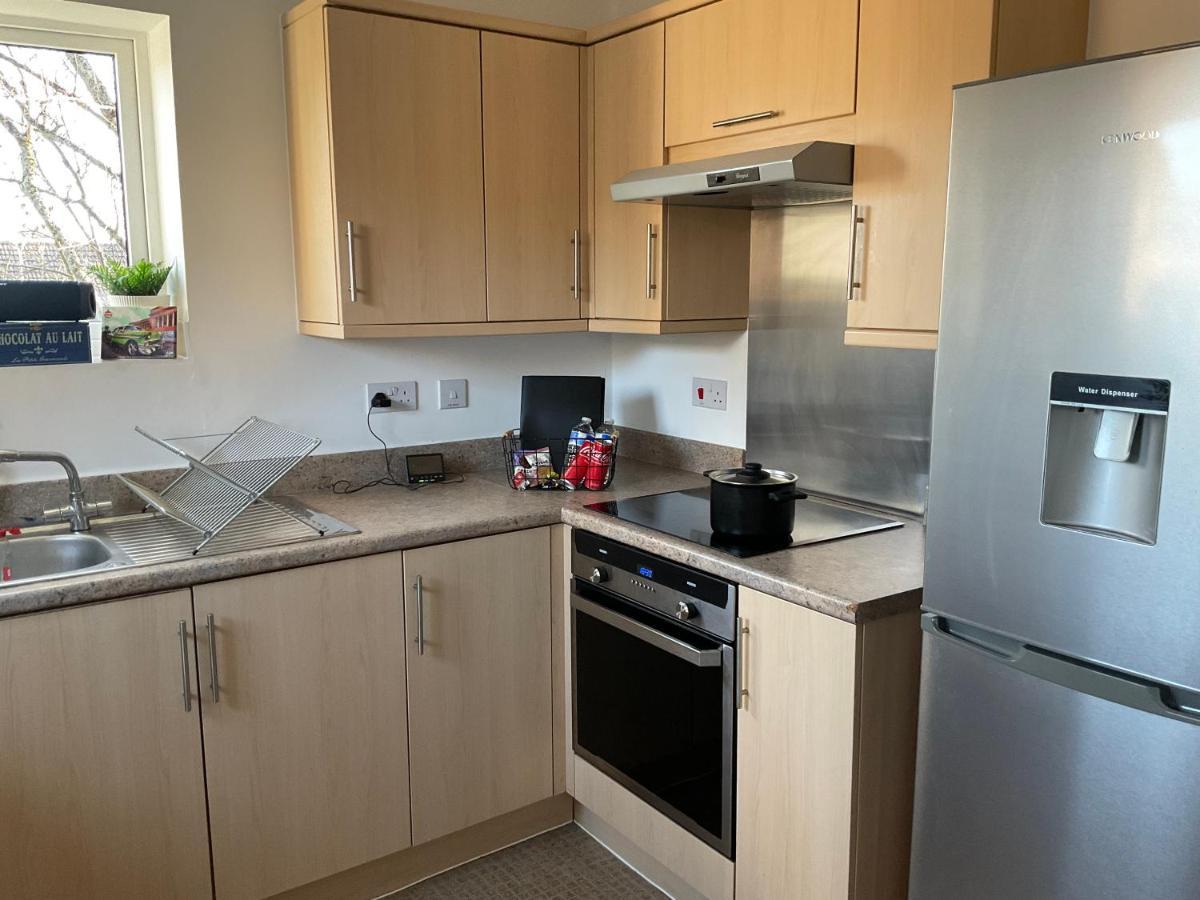 Simple 2-Bedroom 1.5 Bath Apartment In Thornhill Southampton Eksteriør billede